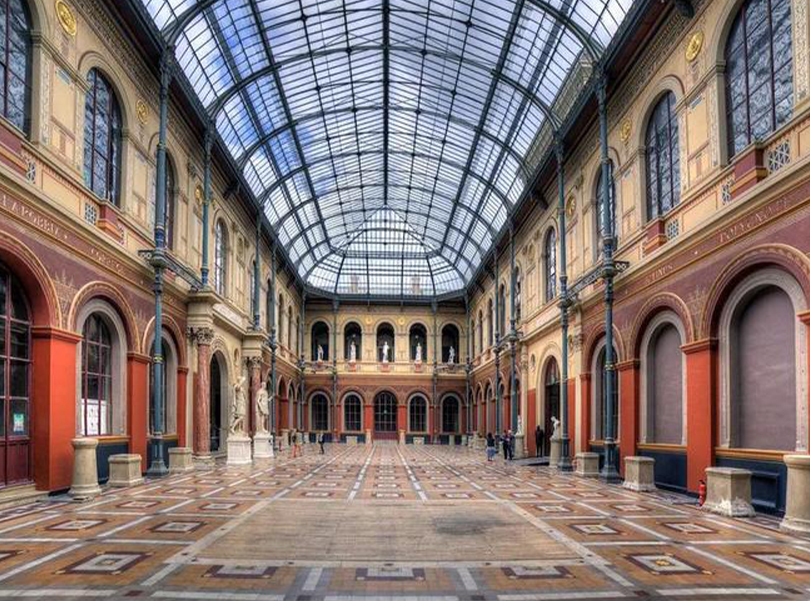 艺术与奢侈品管理专业